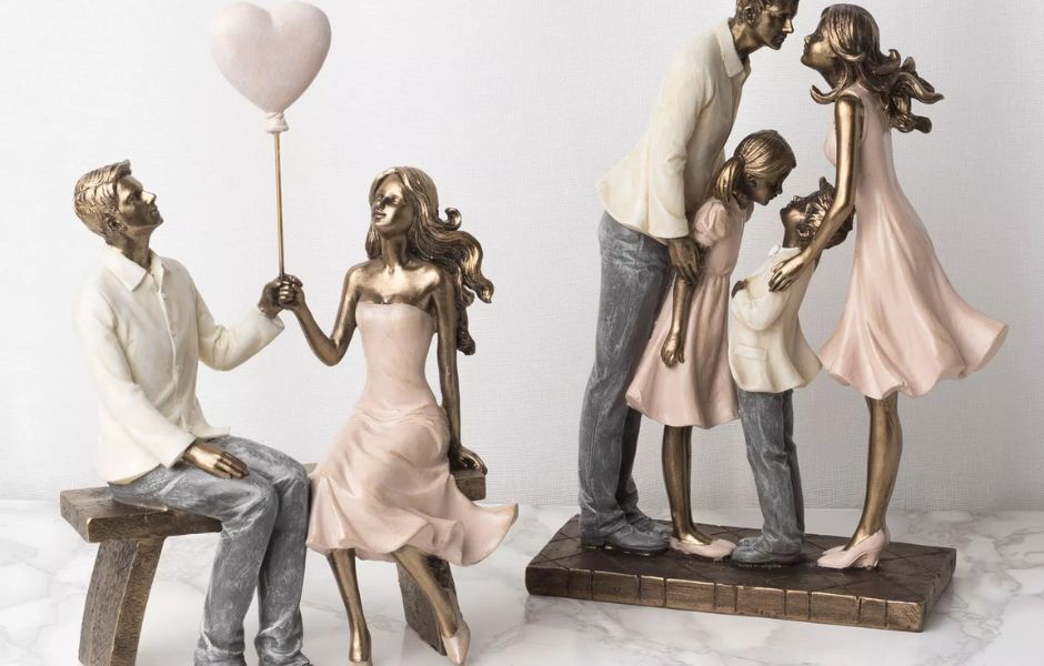 Modern, vintage and antique figurines from the juliana collection