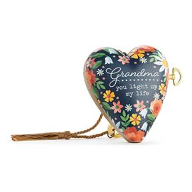 **MULTI 2** Demdaco Art Hearts Grandma Musical Art Heart