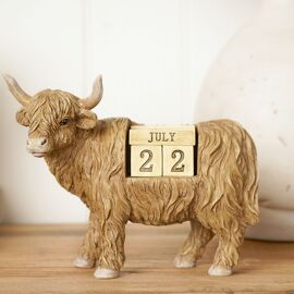 Country Living Highland Cow Figurine Calendar