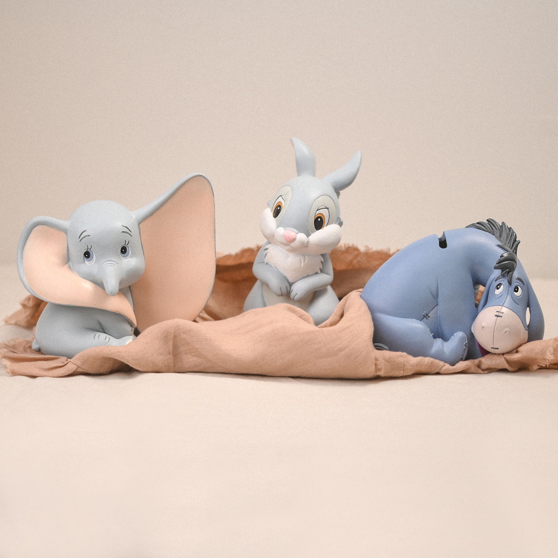 Disney Magical Beginnings DI648 Bambi And Thumper Birth Certificate Holder - P1133 | F.Hinds Jewellers