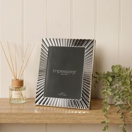 Impressions Sunburst Silver Photo Frame 6" x 8"