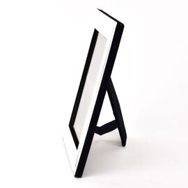 Satin Silverplated Photoframe - Shiny Wavy Design 4" x 6"