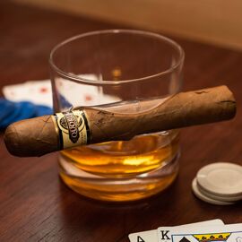 Mad Man Cigar Whiskey Glass