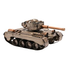 Harvey Makin Ornament - Tank