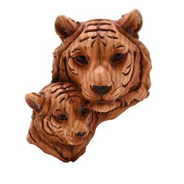 **MULTI 12** Naturecraft Wood Effect Resin Magnet - Tiger & Cub