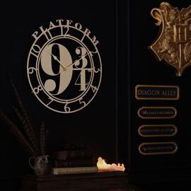Warner Bros Harry Potter Alumni Wall Clock Platform 9 3/4