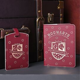 Warner Bros Harry Potter Alumni Passport Holder & Luggage Tag - Gryffindor