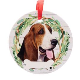 E&S Pets Basset Hound Wreath Hanging Decoration