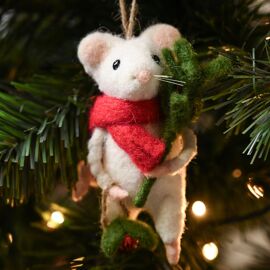 **MULTI 12** Felt Mouse With Foliage - 11cm